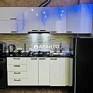 80 ლარი ღამე, ბინა დღიურად