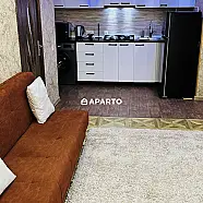 80 ლარი ღამე, ბინა დღიურად