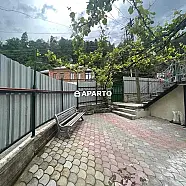 80 ლარი ღამე, ბინა დღიურად