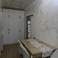 100 ლარი ღამე, ბინა დღიურად