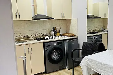90 ლარი ღამე, ბინა დღიურად