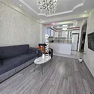 80 ლარი ღამე, ბინა დღიურად