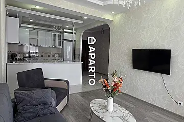 80 ლარი ღამე, ბინა დღიურად