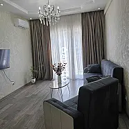 80 ლარი ღამე, ბინა დღიურად