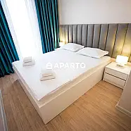 50 ლარი ღამე, ბინა დღიურად