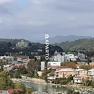 80 ლარი ღამე, ბინა დღიურად