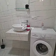 100 ლარი ღამე, ბინა დღიურად
