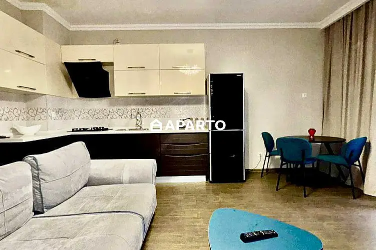 140 ლარი ღამე, ბინა დღიურად