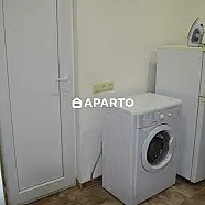 35 ლარი ღამე, ბინა დღიურად