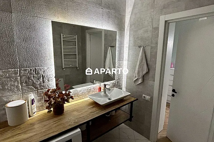 80 ლარი ღამე, ბინა დღიურად