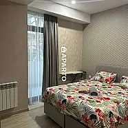 70 ლარი ღამე, ბინა დღიურად