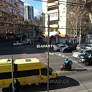 1 ლარი ღამე, ბინა დღიურად