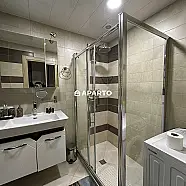 175 ლარი ღამე, ბინა დღიურად