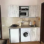 120 ლარი ღამე, ბინა დღიურად
