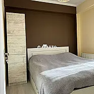 120 ლარი ღამე, ბინა დღიურად