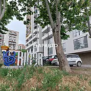 90 ლარი ღამე, ბინა დღიურად