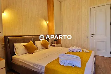 50 ლარი ღამე, ბინა დღიურად