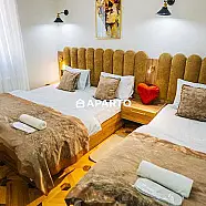 80 ლარი ღამე, ბინა დღიურად