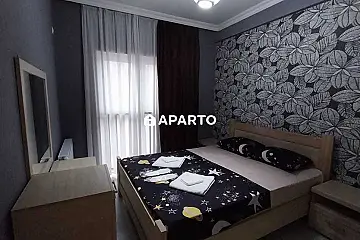 50 ლარი ღამე, ბინა დღიურად