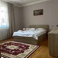 200 ლარი ღამე, ბინა დღიურად