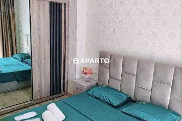 80 ლარი ღამე, ბინა დღიურად
