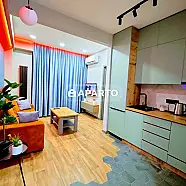 100 ლარი ღამე, ბინა დღიურად