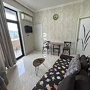 100 ლარი ღამე, ბინა დღიურად