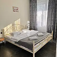 60 ლარი ღამე, ბინა დღიურად