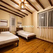 150 ლარი ღამე, ბინა დღიურად