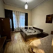100 ლარი ღამე, ბინა დღიურად