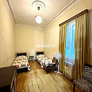 80 ლარი ღამე, ბინა დღიურად