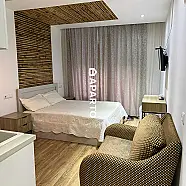 100 ლარი ღამე, ბინა დღიურად