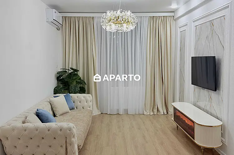 70 ლარი ღამე, ბინა დღიურად