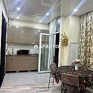 250 ლარი ღამე, ბინა დღიურად