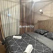 80 ლარი ღამე, ბინა დღიურად