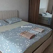 80 ლარი ღამე, ბინა დღიურად
