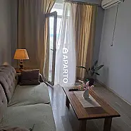 80 ლარი ღამე, ბინა დღიურად