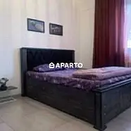 30 ლარი ღამე, ბინა დღიურად