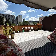80 ლარი ღამე, ბინა დღიურად