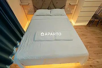 100 ლარი ღამე, ბინა დღიურად