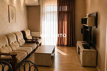50 ლარი ღამე, ბინა დღიურად
