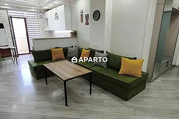 70 ლარი ღამე, ბინა დღიურად