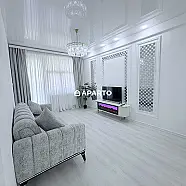 100 ლარი ღამე, ბინა დღიურად