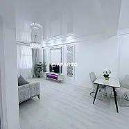 100 ლარი ღამე, ბინა დღიურად