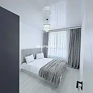 100 ლარი ღამე, ბინა დღიურად
