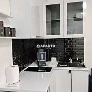 120 ლარი ღამე, ბინა დღიურად