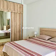 180 ლარი ღამე, ბინა დღიურად