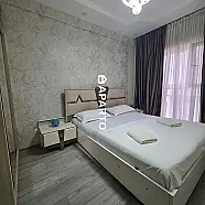 80 ლარი ღამე, ბინა დღიურად