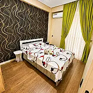 60 ლარი ღამე, ბინა დღიურად