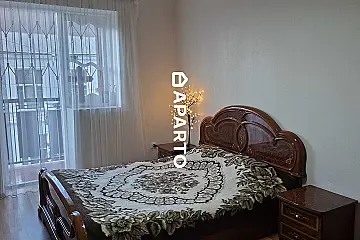 55 ლარი ღამე, ბინა დღიურად